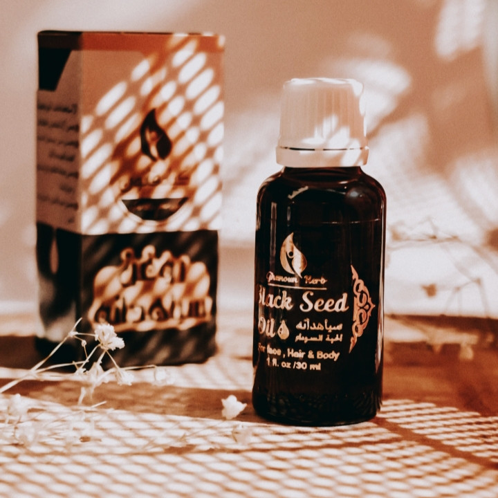 روغن سیاهدانه گیاه قانون 30 میلی لیتر (استخراج به روش پرس سرد)